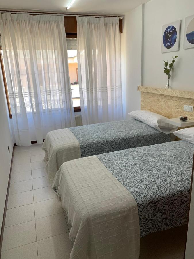 Chalet En Laredo Cerca De La Playa. Villa Exteriör bild