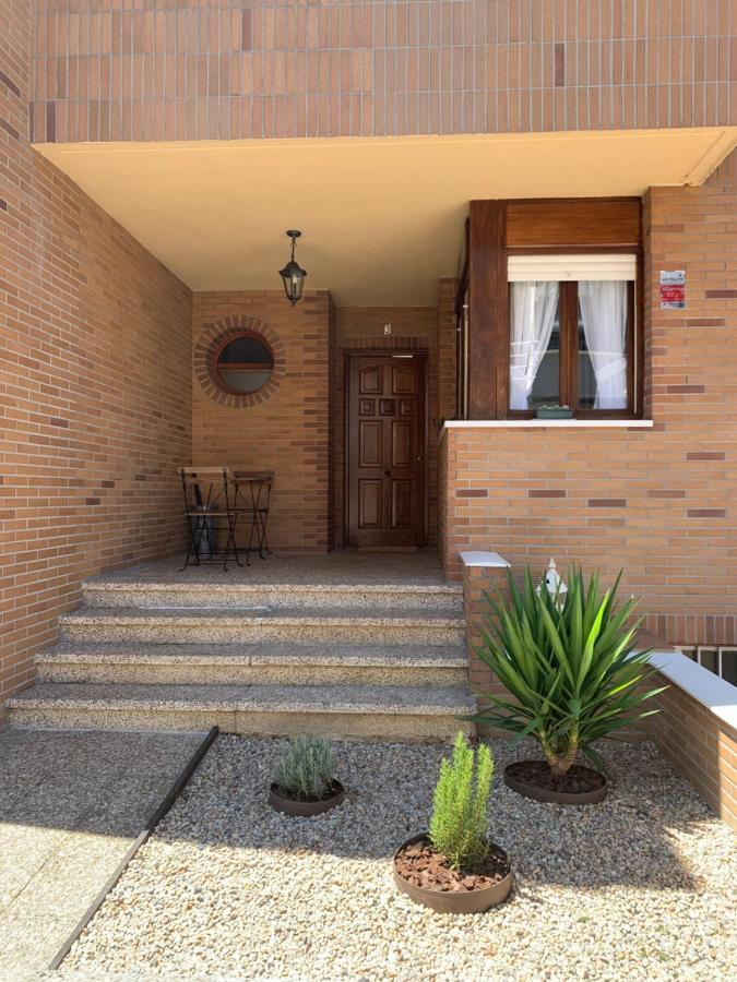 Chalet En Laredo Cerca De La Playa. Villa Exteriör bild